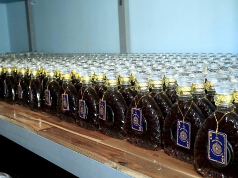 Rượu Thảo Dược Poker Tuấn - Rượu thảo dược gia truyền