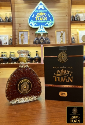 Rượu Thảo Dược Poker Tuấn chai 500ml