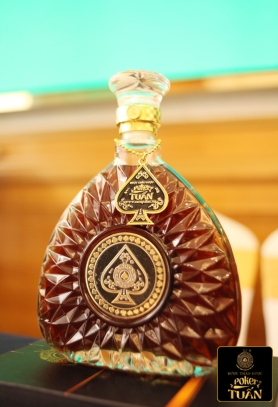 Rượu Thảo Dược PK Tuấn chai 750ml cao cấp