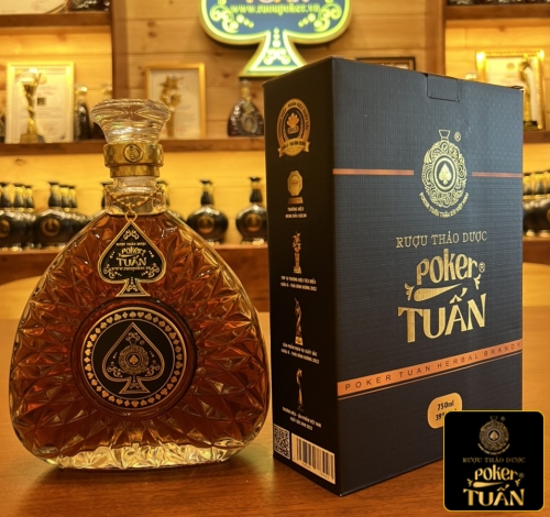 Rượu Thảo Dược PK Tuấn chai 750ml